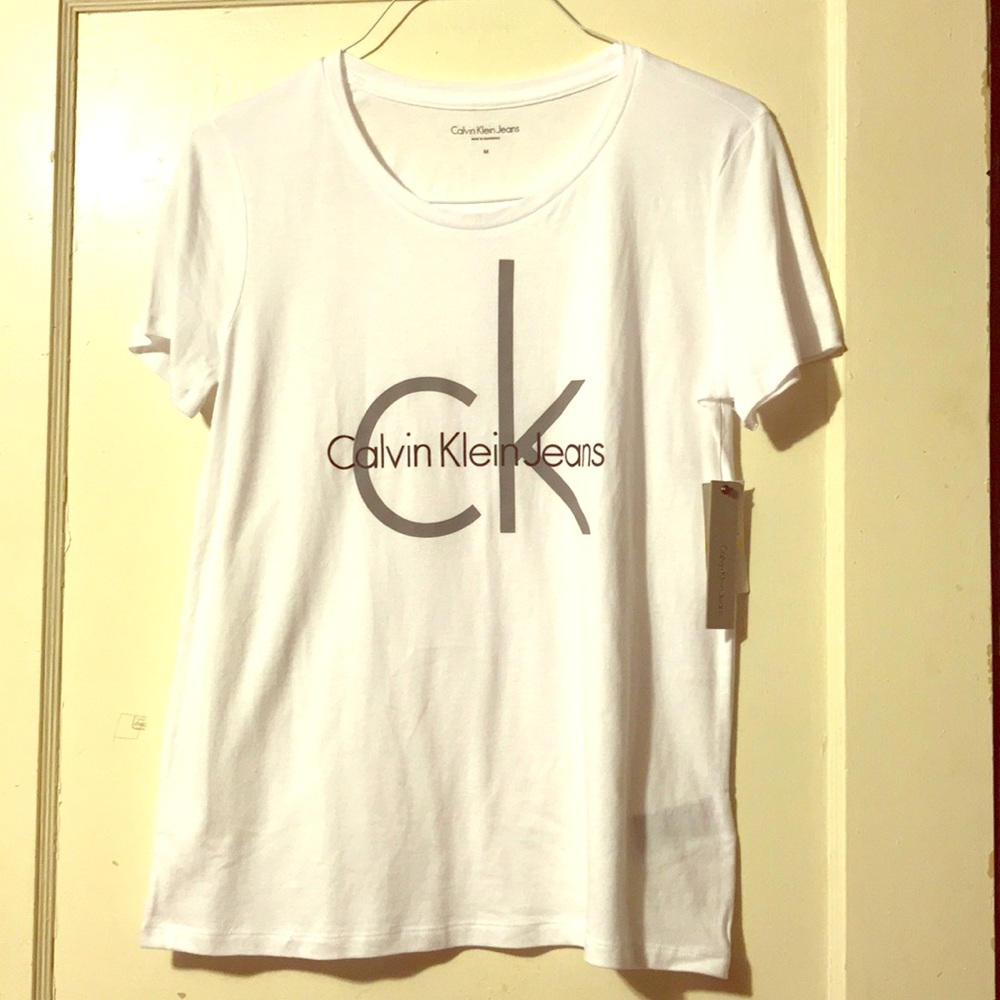 Calvin Klein t shirt